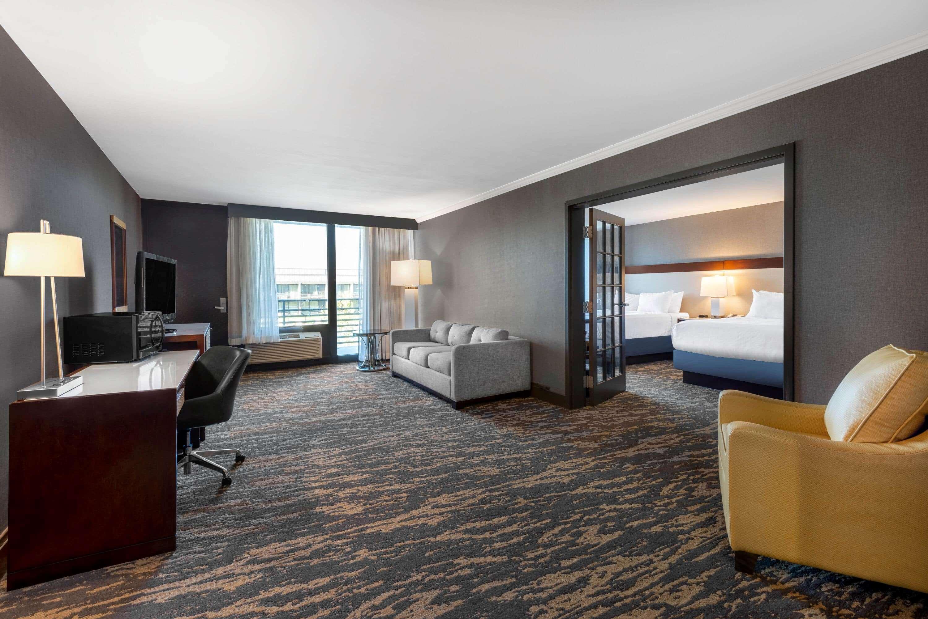 Wyndham Lancaster Resort And Convention Center Smoketown  Exterior photo