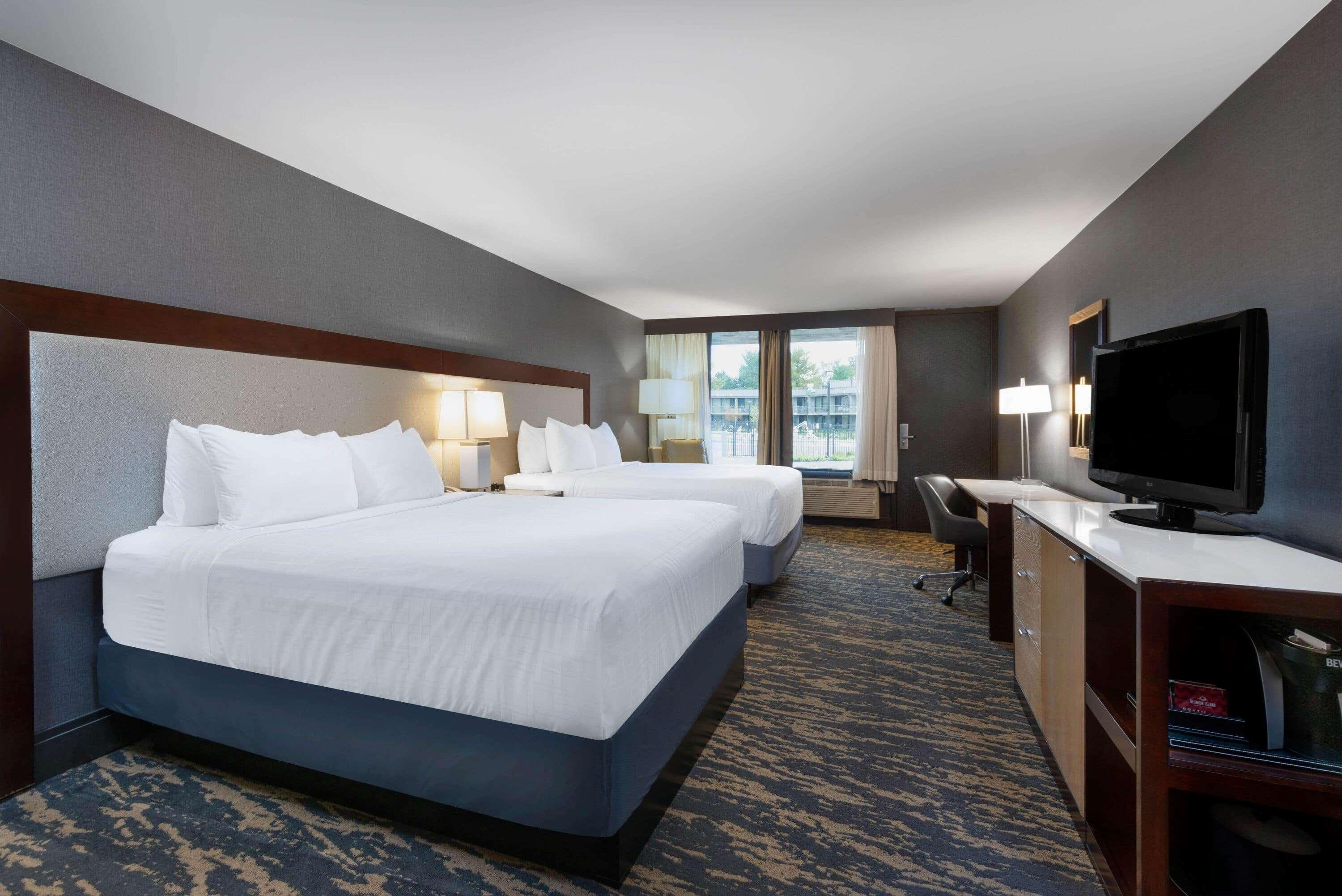 Wyndham Lancaster Resort And Convention Center Smoketown  Exterior photo