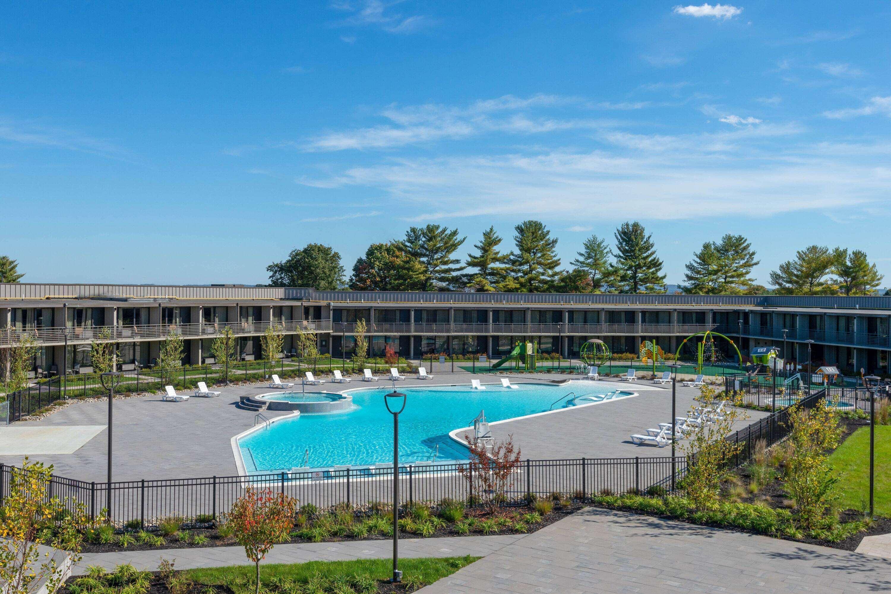 Wyndham Lancaster Resort And Convention Center Exterior photo